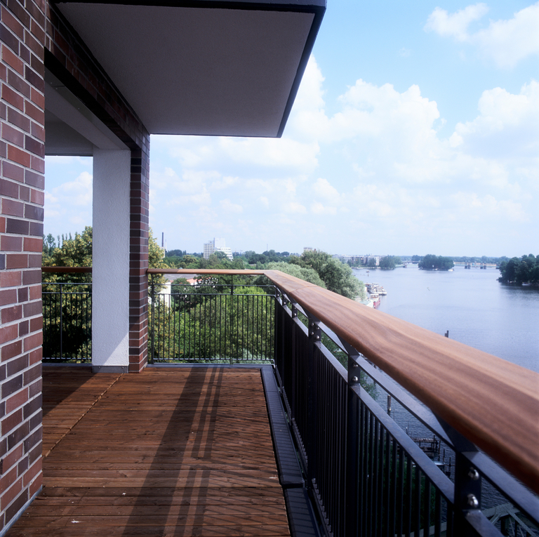 Carta – Reichen et Robert - RRA∏Sebastian Schobbert_Berlin_001.jpg