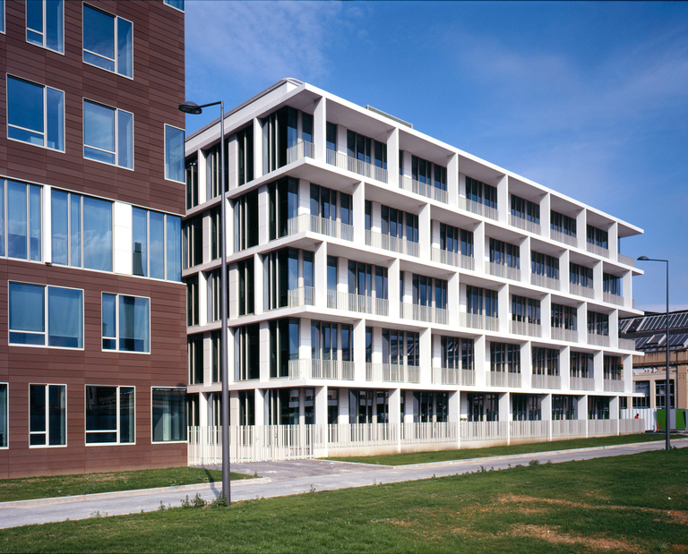 Baaum - Alstom St Ouen_RR&A∏Olivier Wogenscky_2019_Scan BD_retouchÇes.jpg