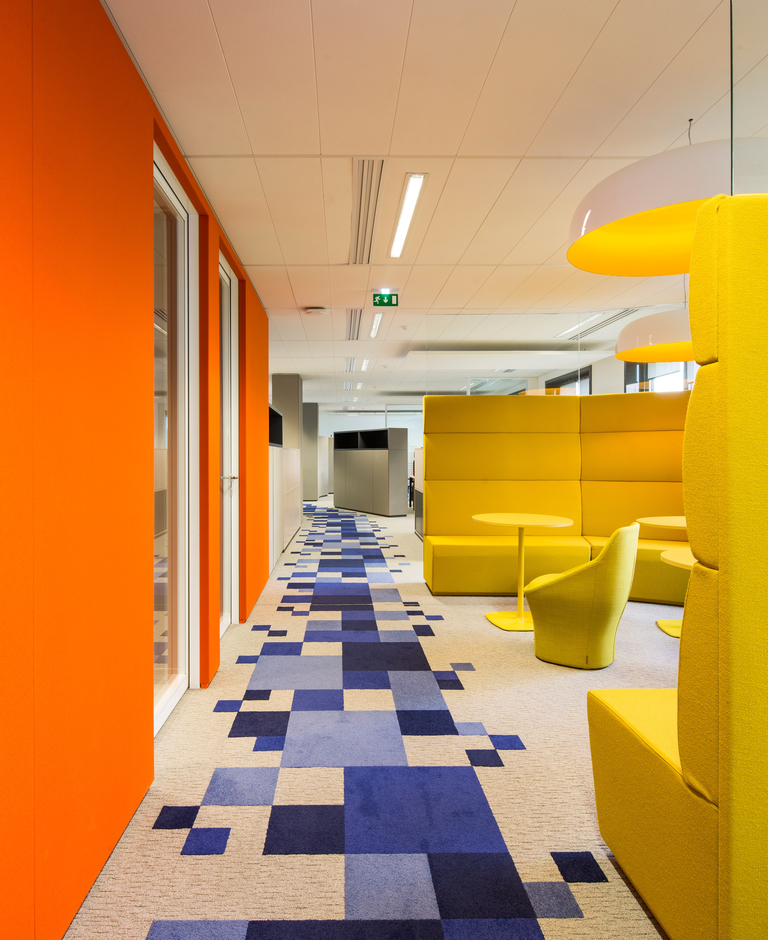 Carta – Reichen et Robert - RRA∏Luc Boegly-ORANGE-032.jpg