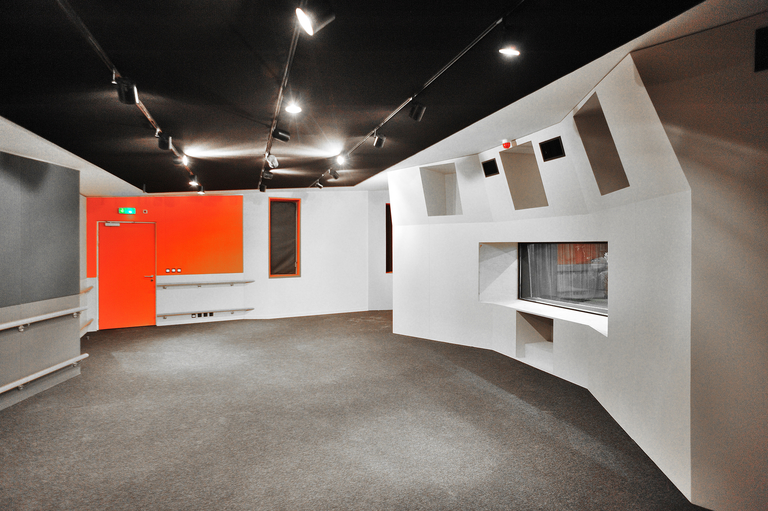 Carta – Reichen et Robert - 78_cite2012_13avril_275.jpg