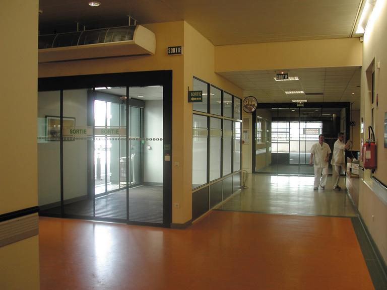 Carta – Reichen et Robert - RRA∏StÇphanie Boisson_EPSN0027cmjn.jpg