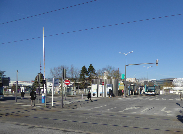 Carta – Reichen et Robert - T6-velizy gare-P1020562.jpg