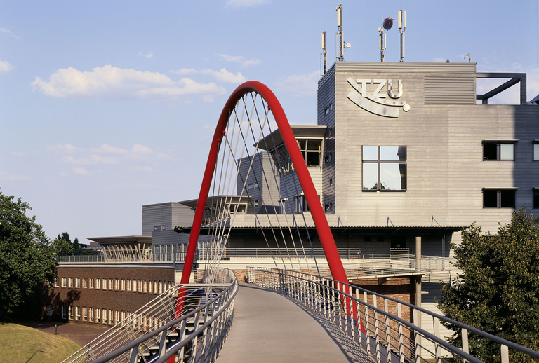 Carta – Reichen et Robert - RRA_NICOLAS BOREL_OBERHAUSEN_ALLEMAGNE_PASSERELLE_007.jpg