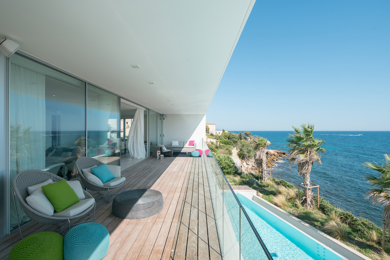 Carta – Reichen et Robert - WEARECONTENTS-CARTA-VillaHorizon-01720.jpg