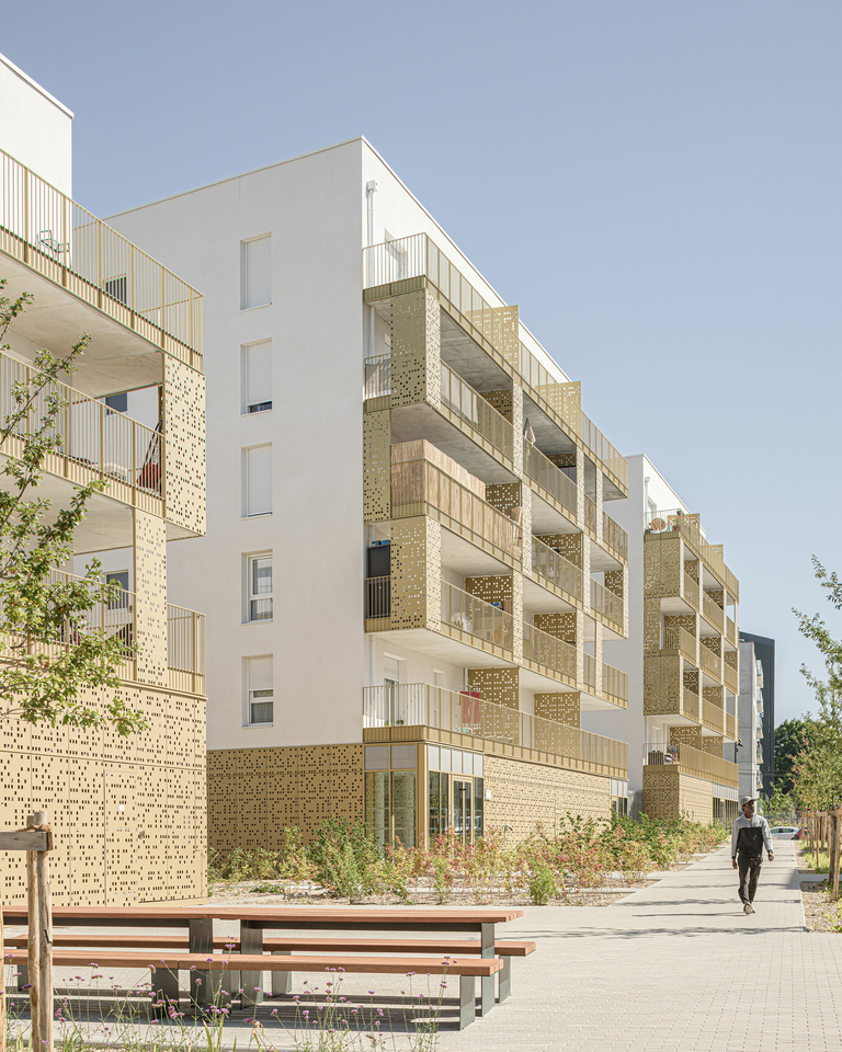 Carta – Reichen et Robert - CARRA_17081LNI__H0A5482@G-web.jpg