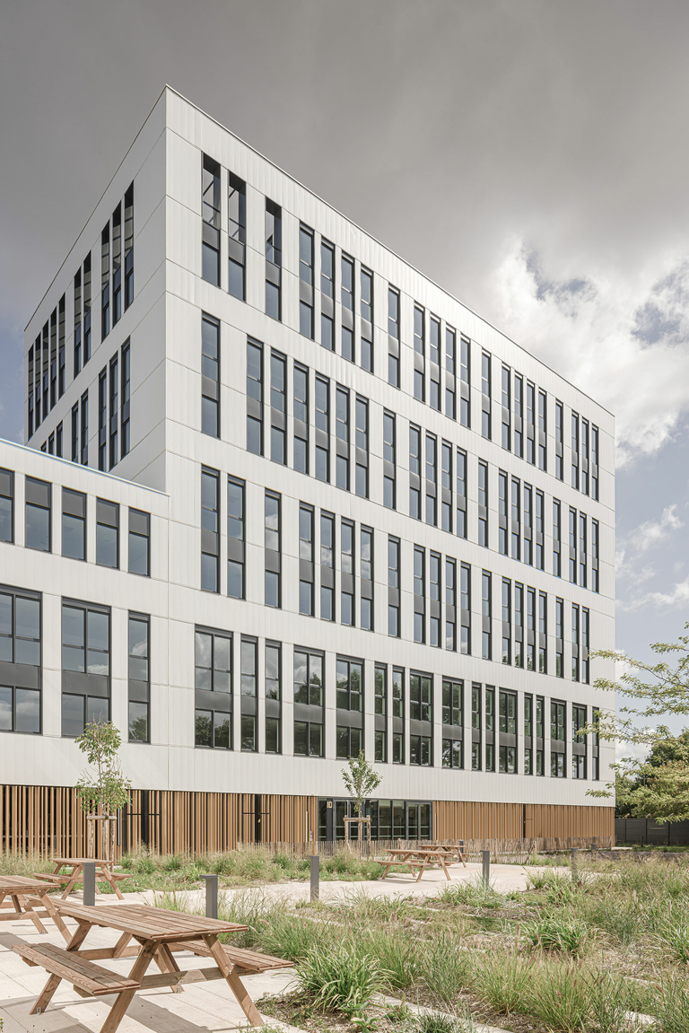 Baaum - CARRA_18082BNI_H0A8832@G-web.jpg