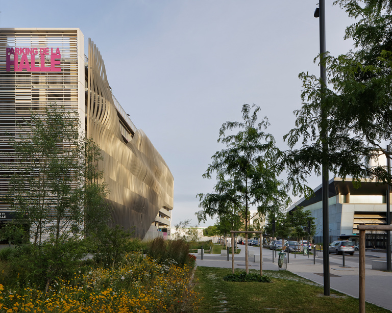 Carta – Reichen et Robert - Parking silo Halle Alstom