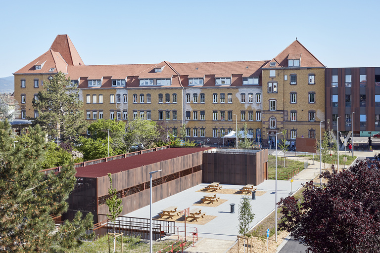 Carta – Reichen et Robert - Administrative complex